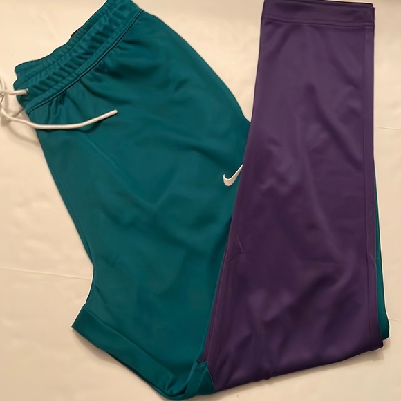 NIKE sportswear swoosh set of track jacket and pants . Size L. Color block - Picture 5 of 16